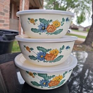 Vintage Floral Mixing Bowl Set 3 Pc w/ Lids New Old Stock Kitchen Retro